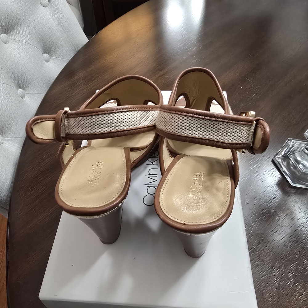 Elegant Women's Wedge Sandals - Cream and Brown - Picture 4 of 7